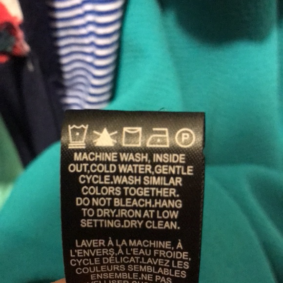 Classic shift dress with pockets! - Picture 7 of 7